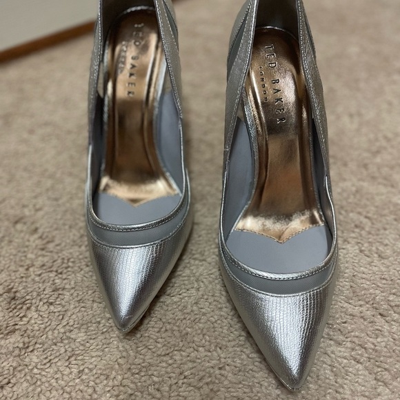 Clancyl Pump - Picture 1 of 12